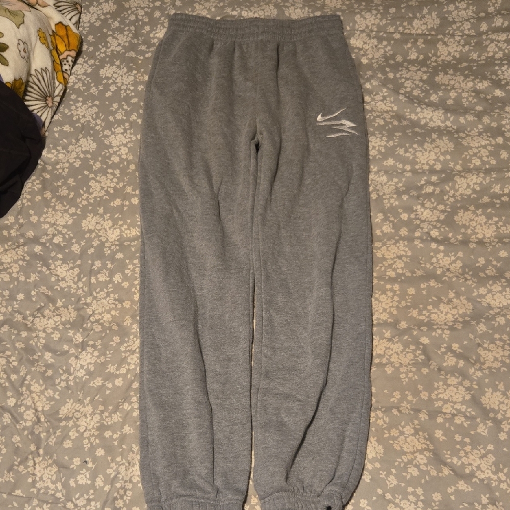 Gray Nike Sweatpants.